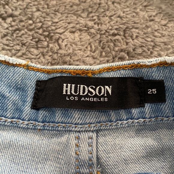 Hudson shorts 25 - Picture 2 of 9